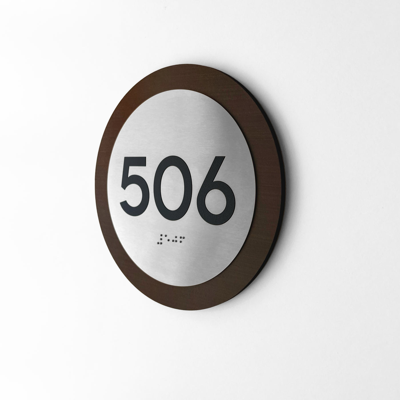 Apartment Door Numbers: Round Sign